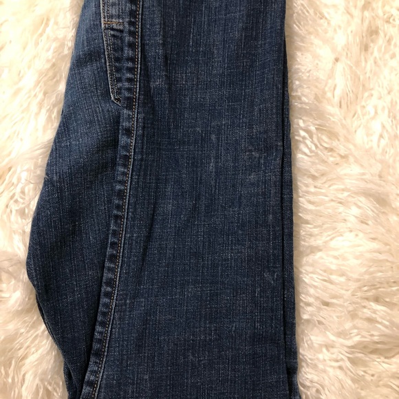 Old Navy Sweetheart cut jeans - Picture 7 of 7